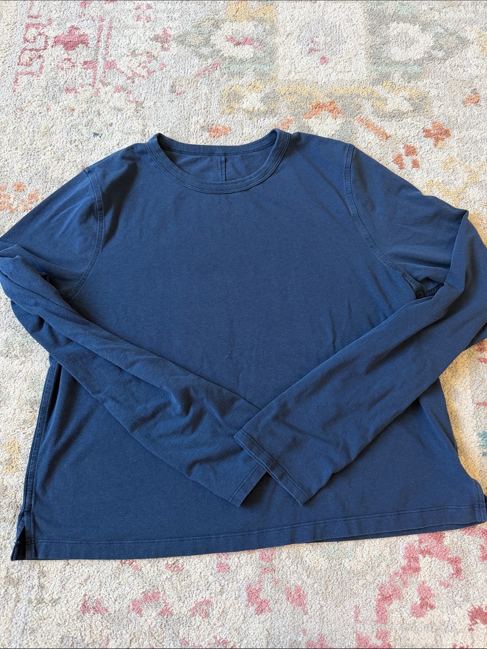 lululemon athletica Long Sleeve Tee in Navy Blue